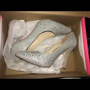 Charlotte Russe size 7 heels